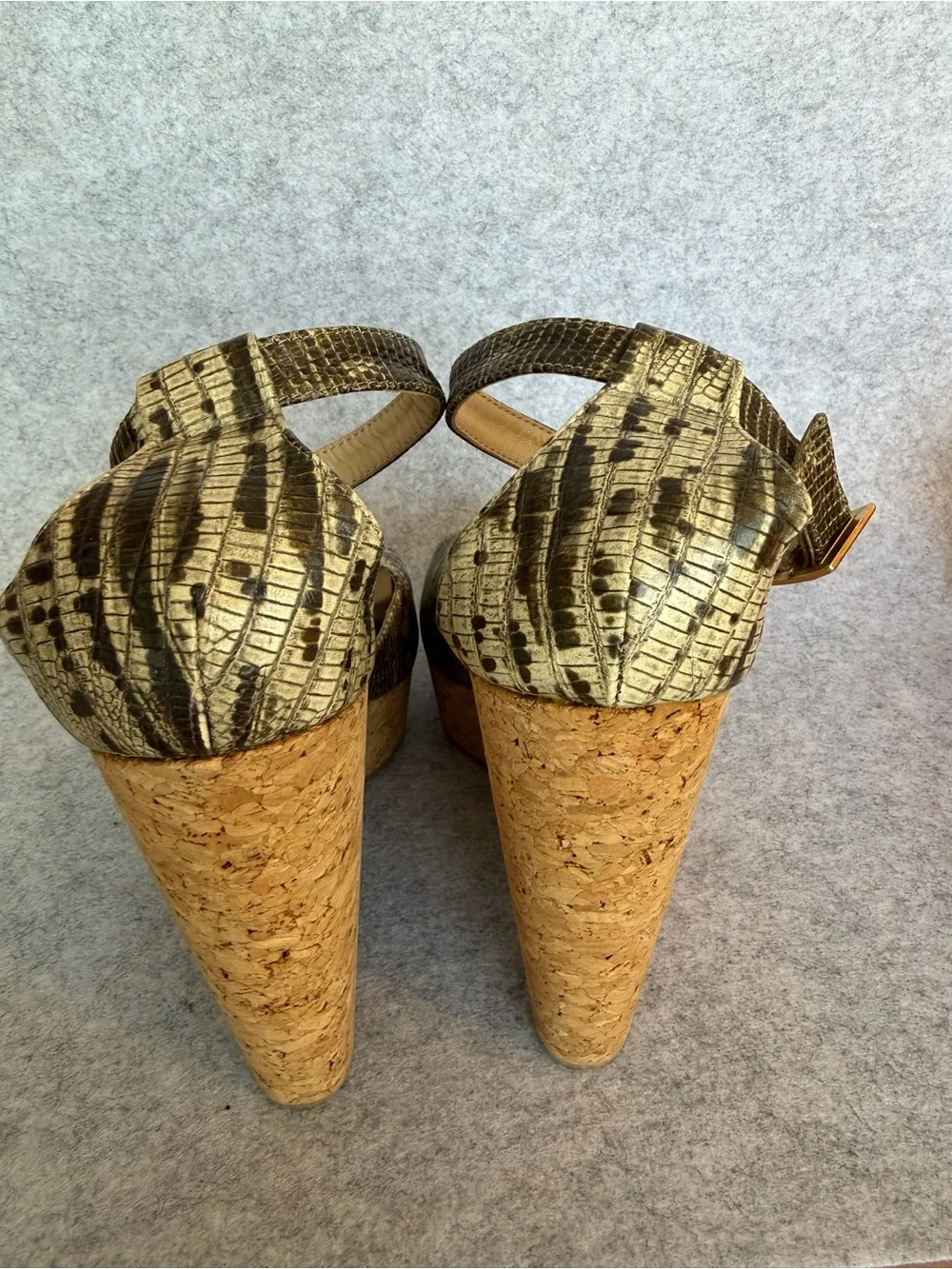•7 JIMMY CHOO Pela Wedge Python Print Size 41